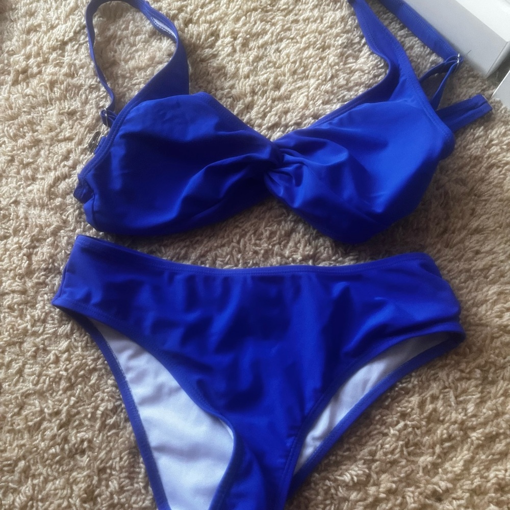 blue bikini